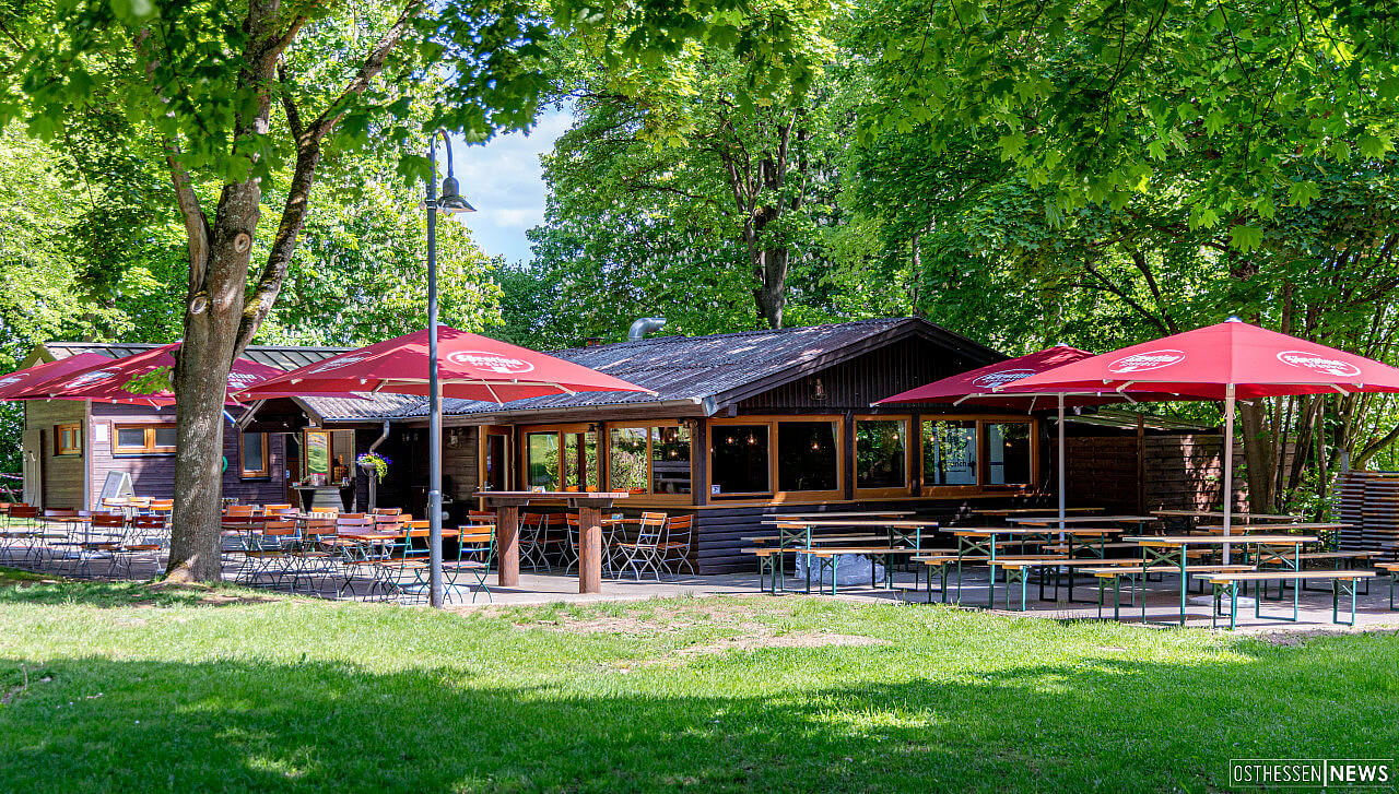 Hessisches Kegelspiel Ausflugslokale Biergarten am Weiher